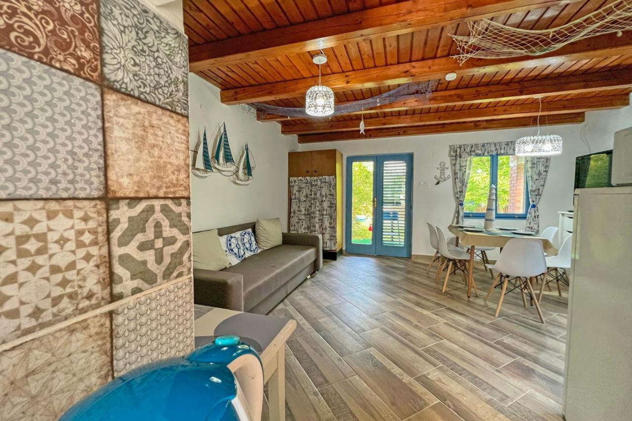 Villa Popeye Jakuzzis Nyaralohaz Bekesszentandras Exterior foto